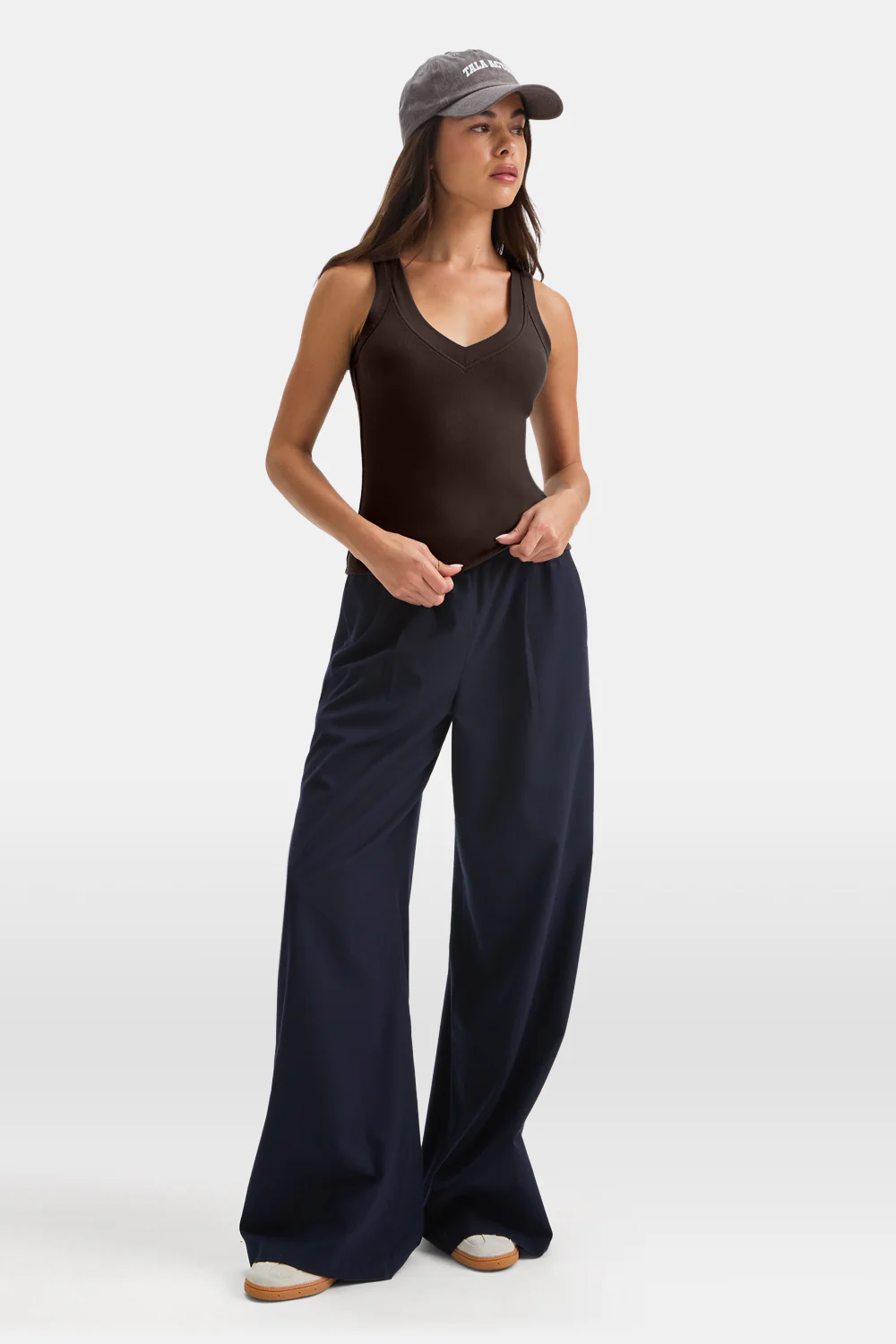 365 Sculpting Lounge Reversible Tank - Espresso - Image 7