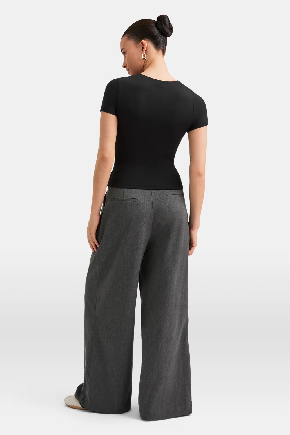 365 Crew Neck Short Sleeve T-Shirt - Shadow Black - Image 5