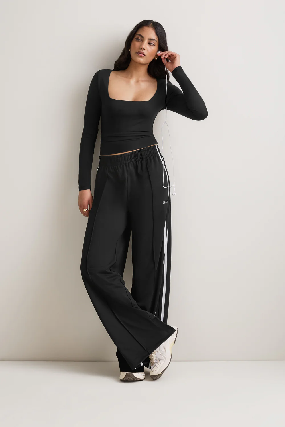 365 Square Neck Long Sleeve Top - Shadow Black - Image 3