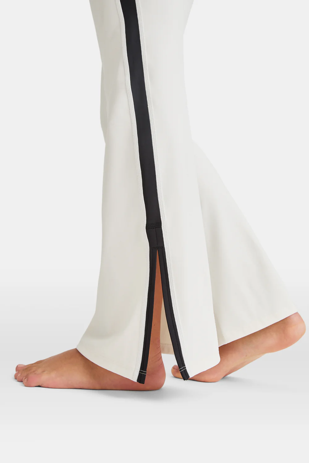 DayFlex Contrast Stripe Side Split Flared Yoga Pant No Front Seam - Ivory And Shadow Black - Image 3