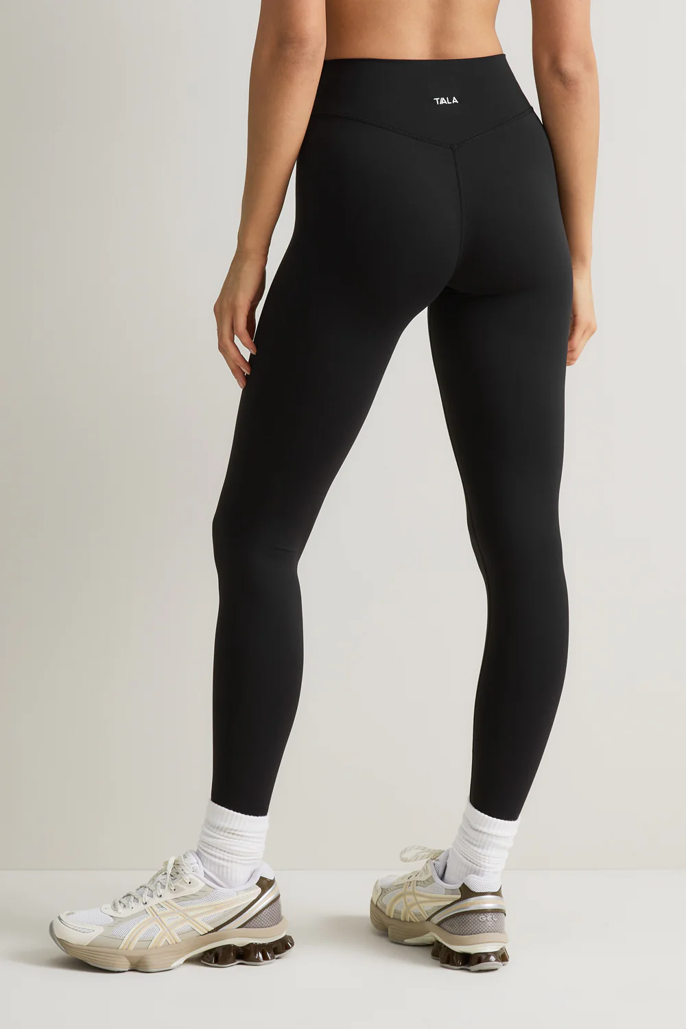 DayFlex Soft Wrap Legging - Shadow Black - Image 4