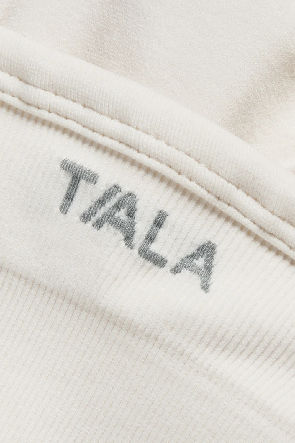 Sculpt Seamless Bandeau Sports Bra - Milk Marl - Image 12