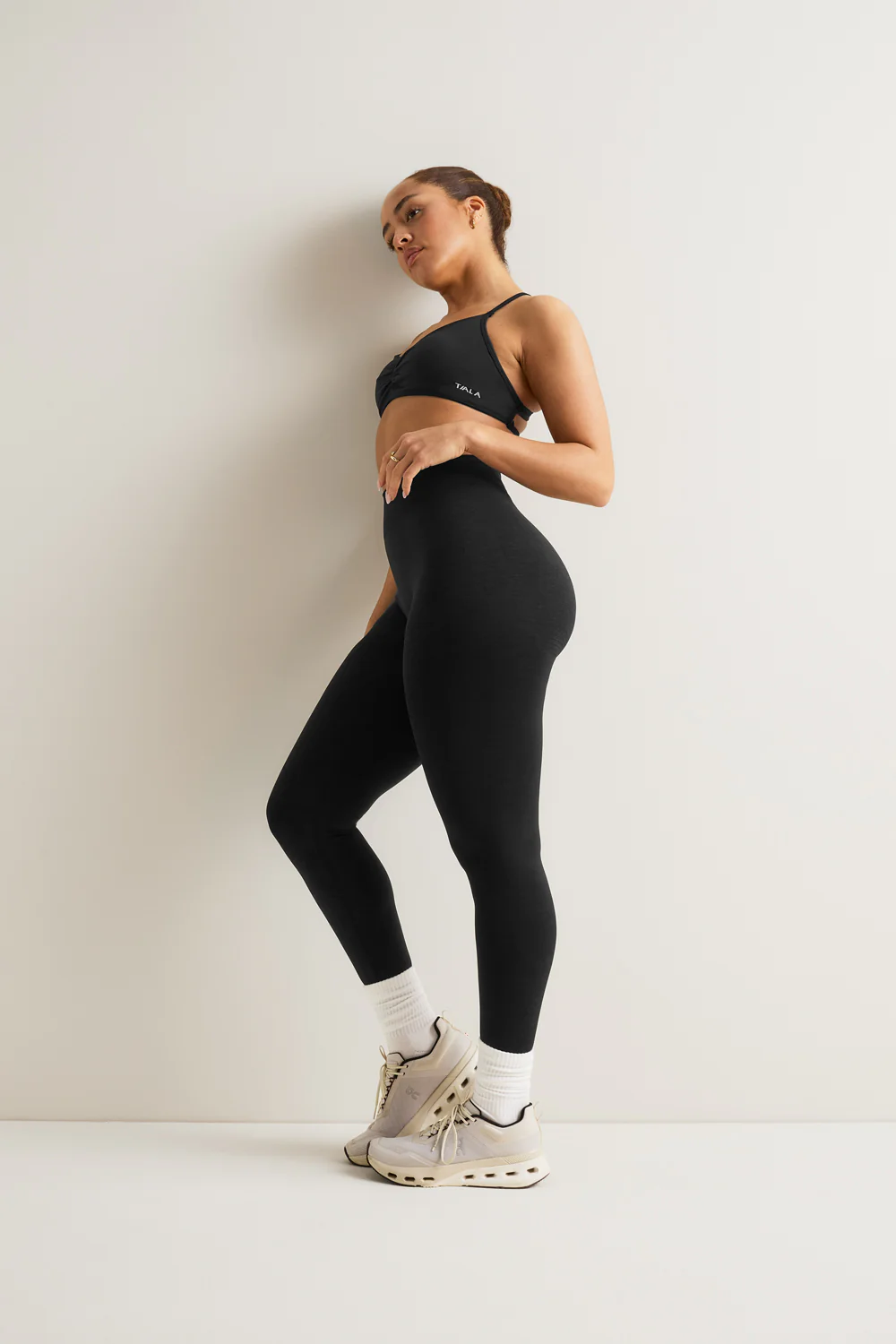 Sculpt Seamless Scrunch Legging - Black Marl - Image 3