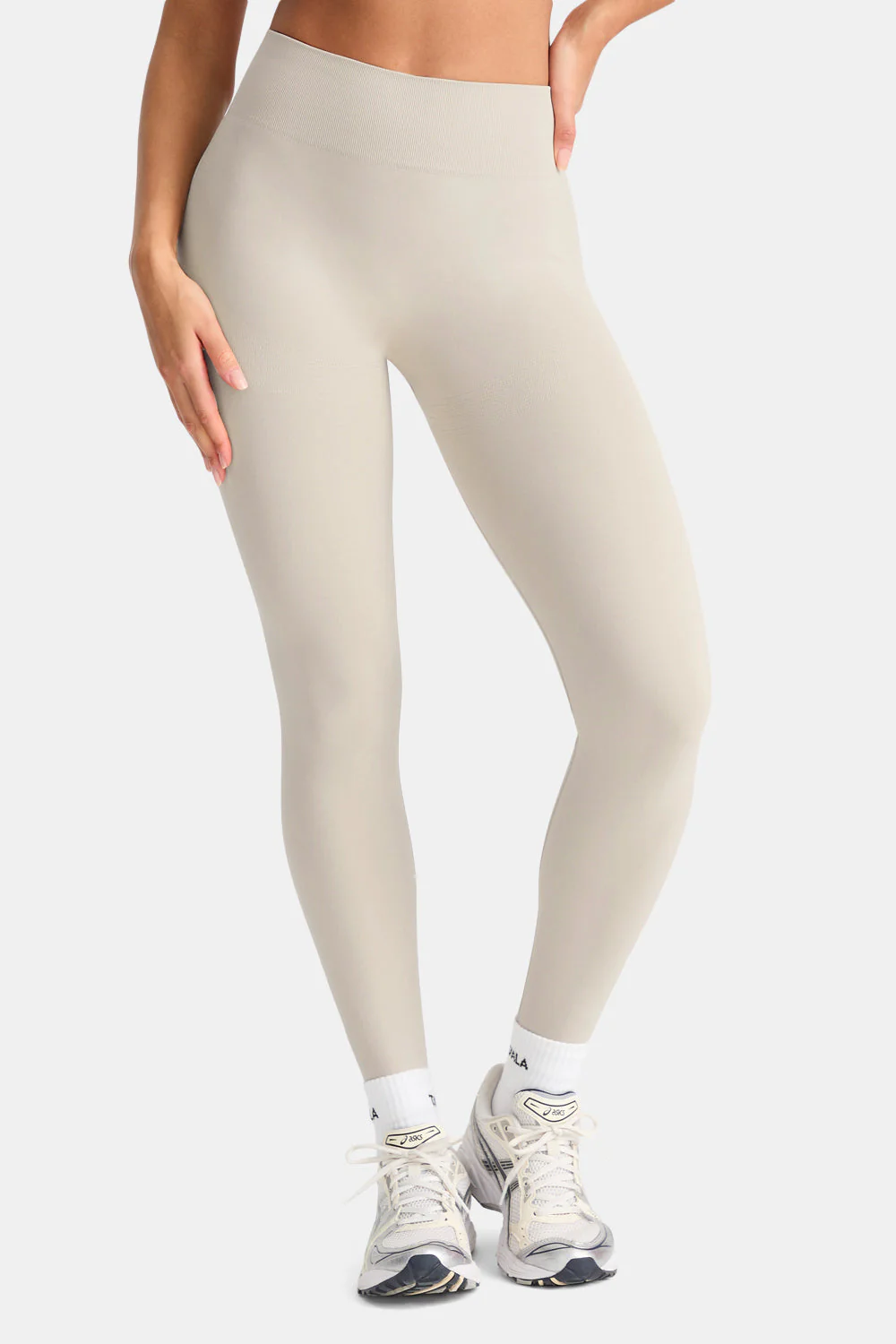 Sculpt Seamless Scrunch Legging - Chai Marl - Image 4