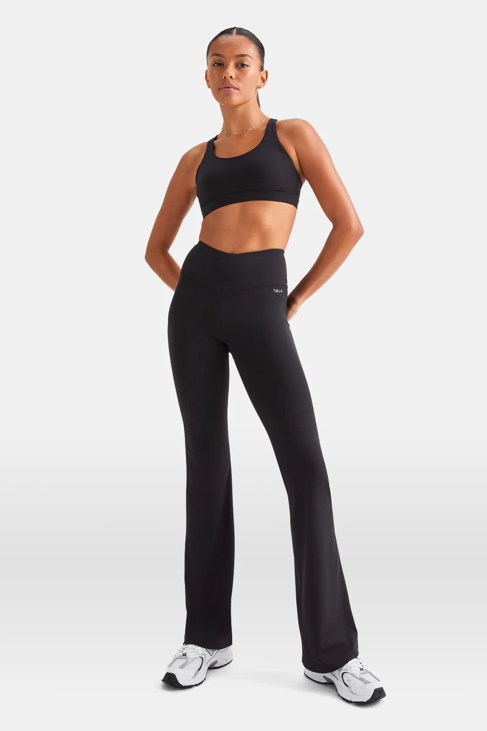 SkinLuxe V-Waist Flared Legging - Shadow Black - Image 3