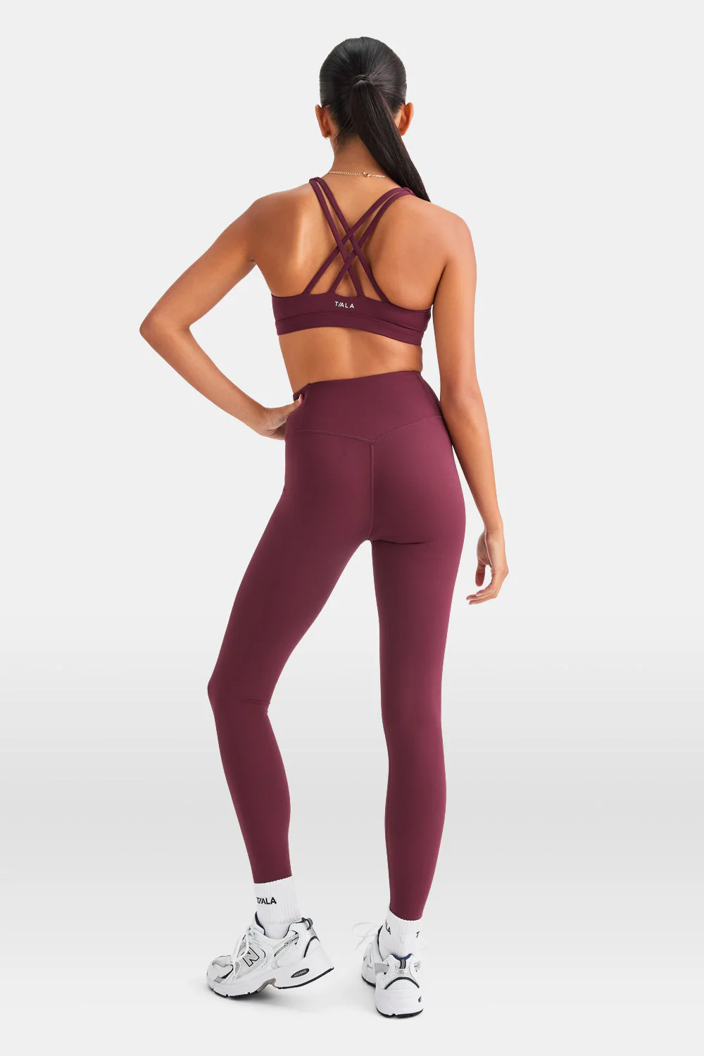 SkinLuxe V-Waist Legging - Burgundy - Image 4