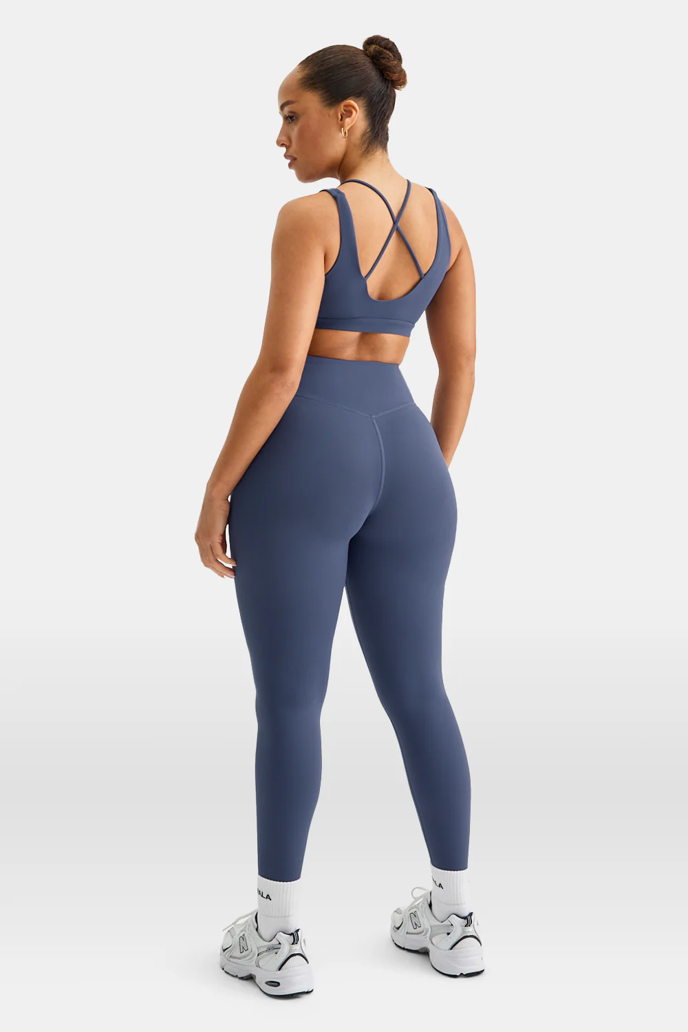 SkinLuxe V-Waist Legging - Vintage Blue - Image 10